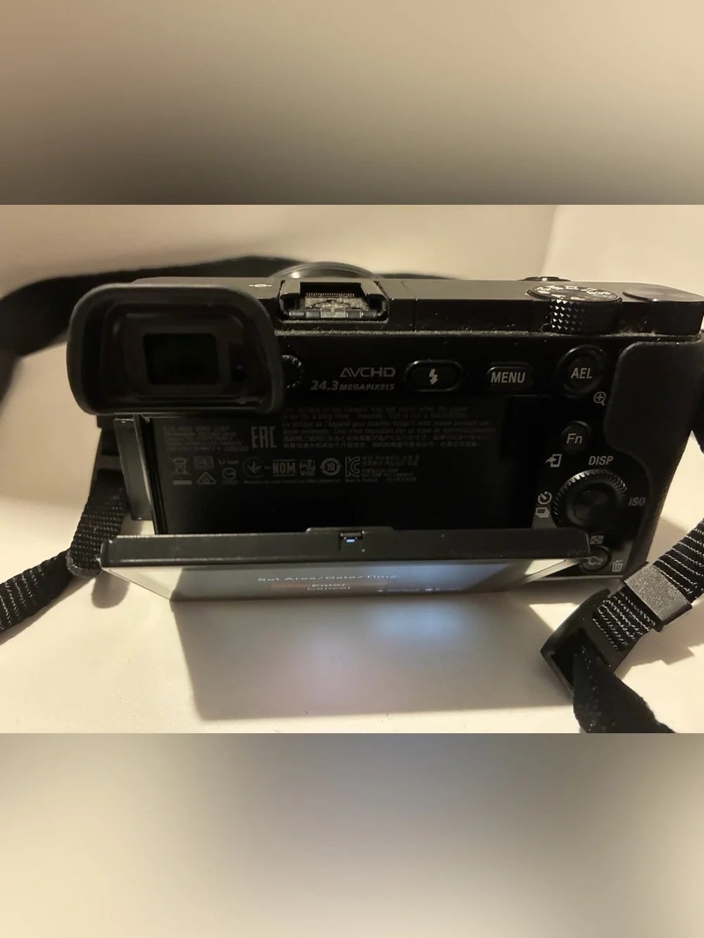 Sony A6000 Black Mirrorless Camera with 16-50mm Lens, Camera bag